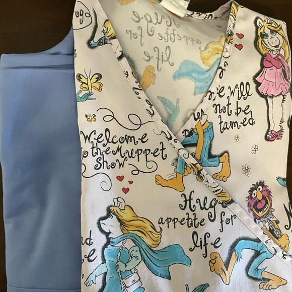 Scrubs suits - Picture 5 of 12